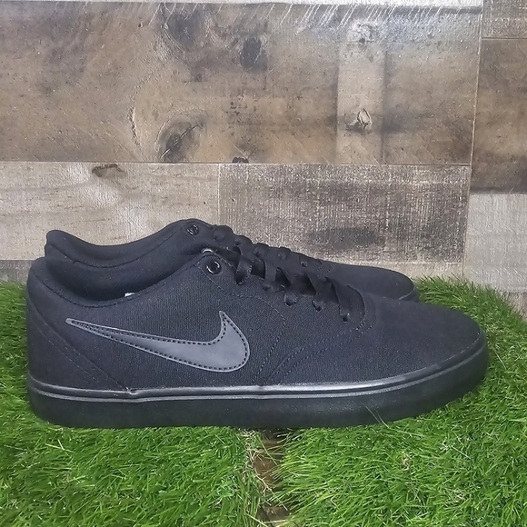 New Nike SB Check Solarsoft Canvas Skateboarding Shoes 921463-001 - Picture 3 of 12